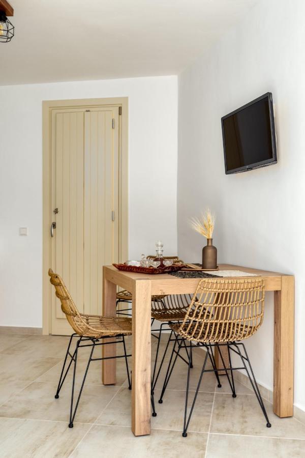 Shizen Houses Serifos Town Exterior photo